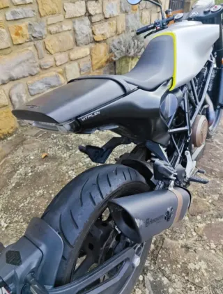 HUSQVARNA Vitpilen 701