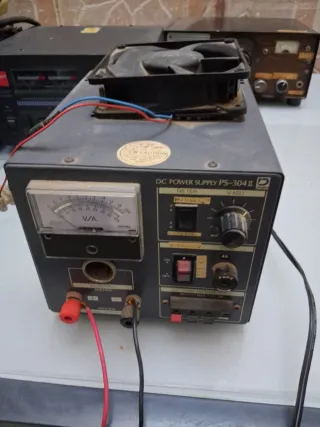 Fuente de Alimentación DC DENS PS-304II