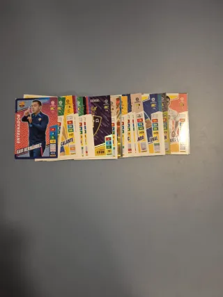 Lote enorme de cromos de futbol