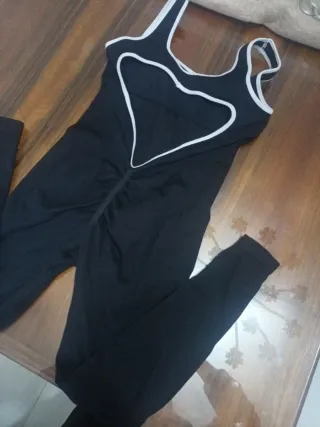 Mono largo gimnasio negro