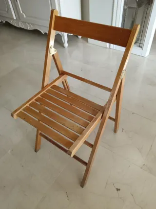 Silla plegable de madera