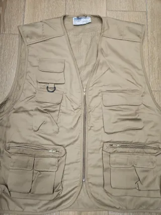 Chaleco Beige Multibolsillos