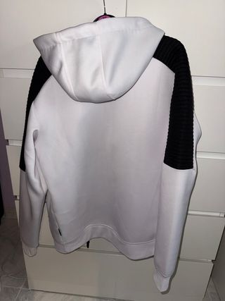 Chaqueta BLACK SQUAD blanca y negra