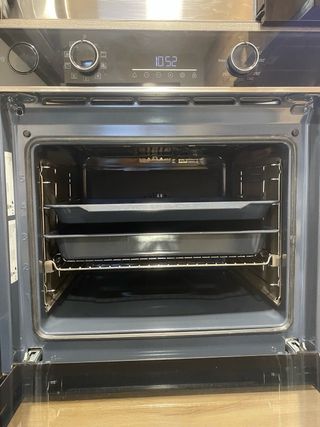 Conjunto Horno y Microondas Encastrable Negro