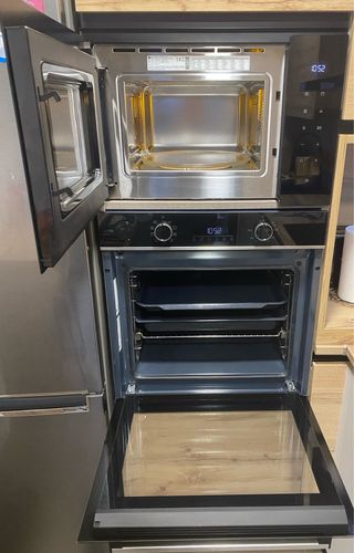 Conjunto Horno y Microondas Encastrable Negro