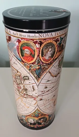 Lata decorativa con mapa antiguo