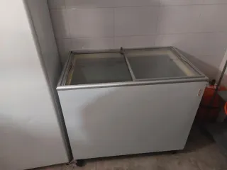 Congelador tapa cristal corredera 1020x640mm