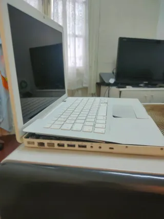 MacBook Blanco para piezas