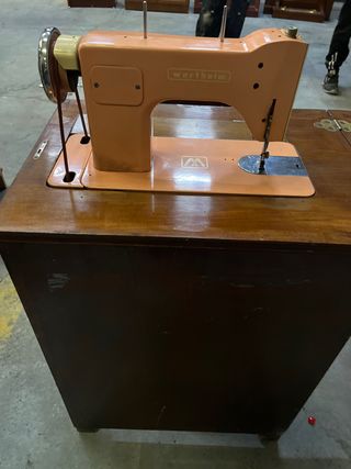 Máquina de coser Wertheim vintage