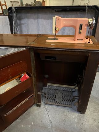 Máquina de coser Wertheim vintage