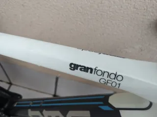 Bicicleta carretera BMC Granfondo 01 Carbono