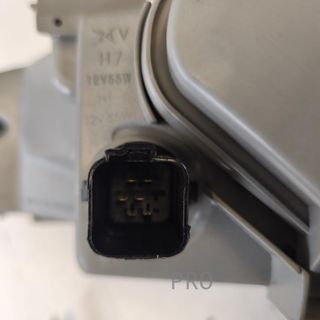 FARO DERECHO FORD MONDEO NUEVO 10110221003