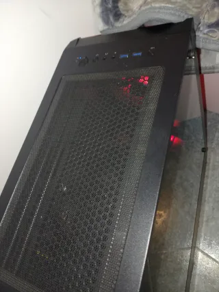 PC Gaming con luces LED