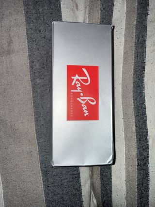 Gafas de Sol Ray-Ban Ovaladas Doradas