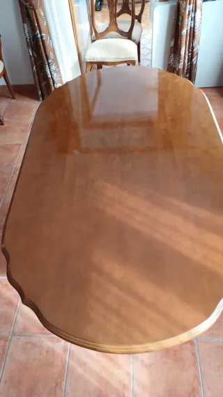 Mesa comedor extensible + 4 sillas