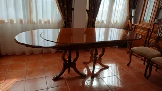 Mesa comedor extensible + 4 sillas