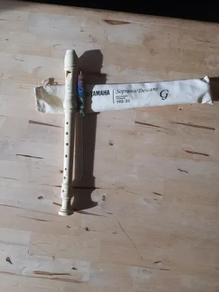 Flauta Yamaha Soprano/Descant YRS-23