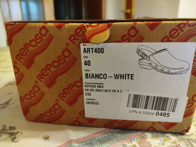 Zueco profesional Reposa, caucho termoplástico.