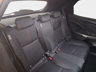 Lexus LBX 1.5 136cv HEV Emotion+