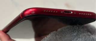 iPhone 11 Rojo 64GB - Buen estado