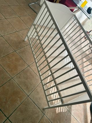 Cuna blanca para bebé