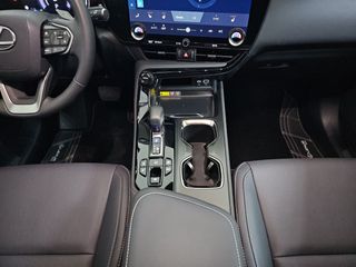 Lexus NX 450h+ Premium+ 4WD