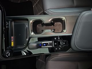 Lexus NX 450h+ Premium+ 4WD