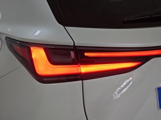 Lexus NX 450h+ Premium+ 4WD