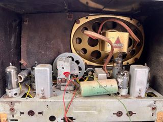 Radio de válvulas Pontiac