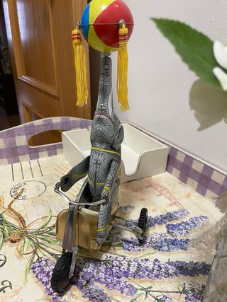 Elefante Juguete Antiguo Patineta