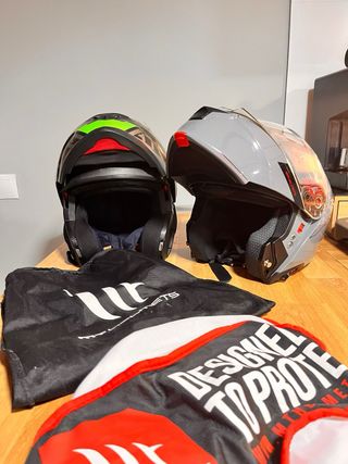 Casco Modular MT Helmets