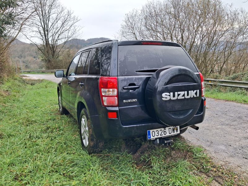 Suzuki Grand Vitara 2006 - foto 1