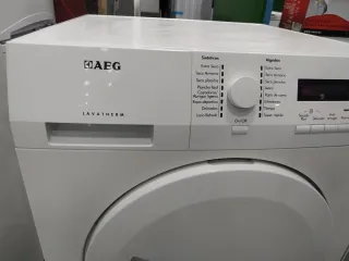Secadora AEG 8kg De condensación
