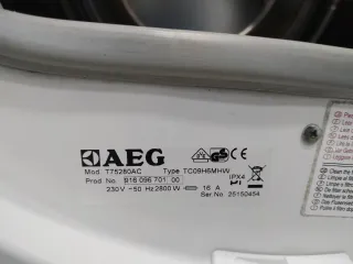 Secadora AEG 8kg De condensación