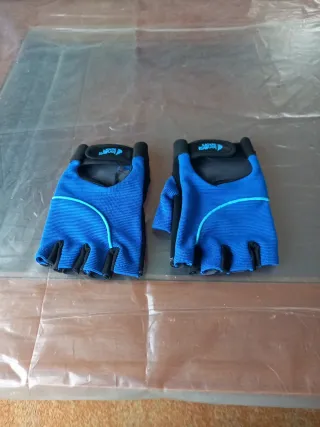 Guantes medio dedo