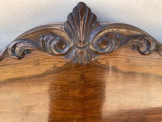 Cabezal de cama antiguo