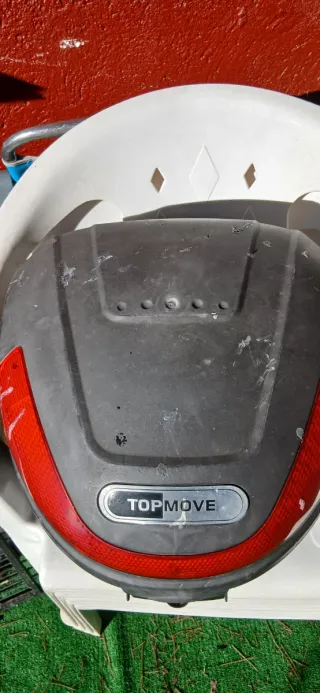 Baúl moto,sin cerradura.