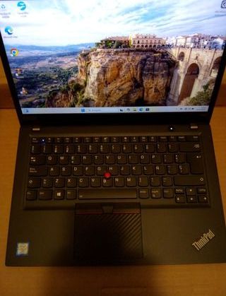 Portatile Lenovo T490S i7 8a 16Gb RAM 256Gb SSD 14"