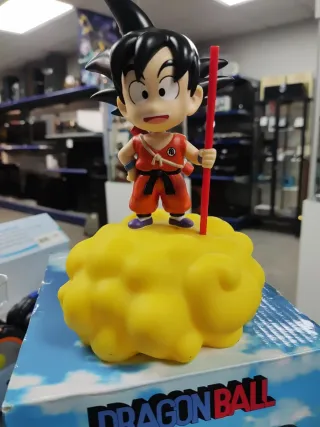 Dragón ball Goku light Up figure