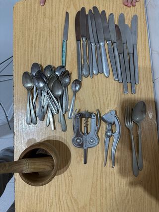 Cubiertos Inox y Madera