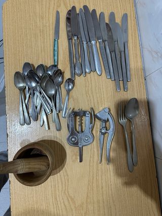 Cubiertos Inox y Madera