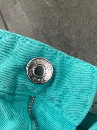 Pantaloncini donna teal strappati