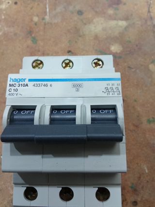 lote de 4 magnetotermicos 3x10 hager