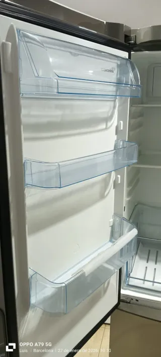 Nevera Combi Electrolux no Frost energía A+