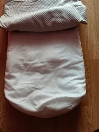 Saco capazo y huevito gris