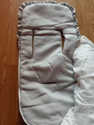 Saco capazo y huevito gris