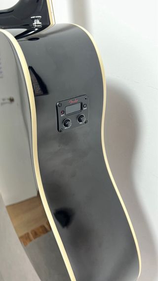 Fender FA-125CE Negra