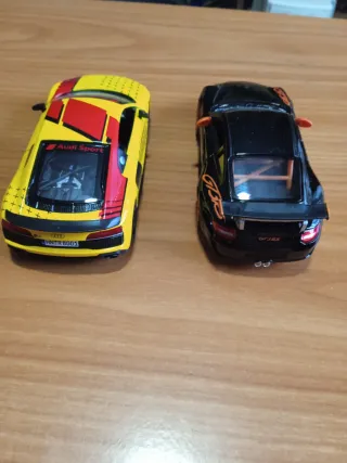 Lote 10 coches a Escala 1/36 kinsmart