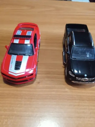 Lote 10 coches a Escala 1/36 kinsmart