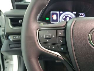 Lexus UX 2.0 250h Premium